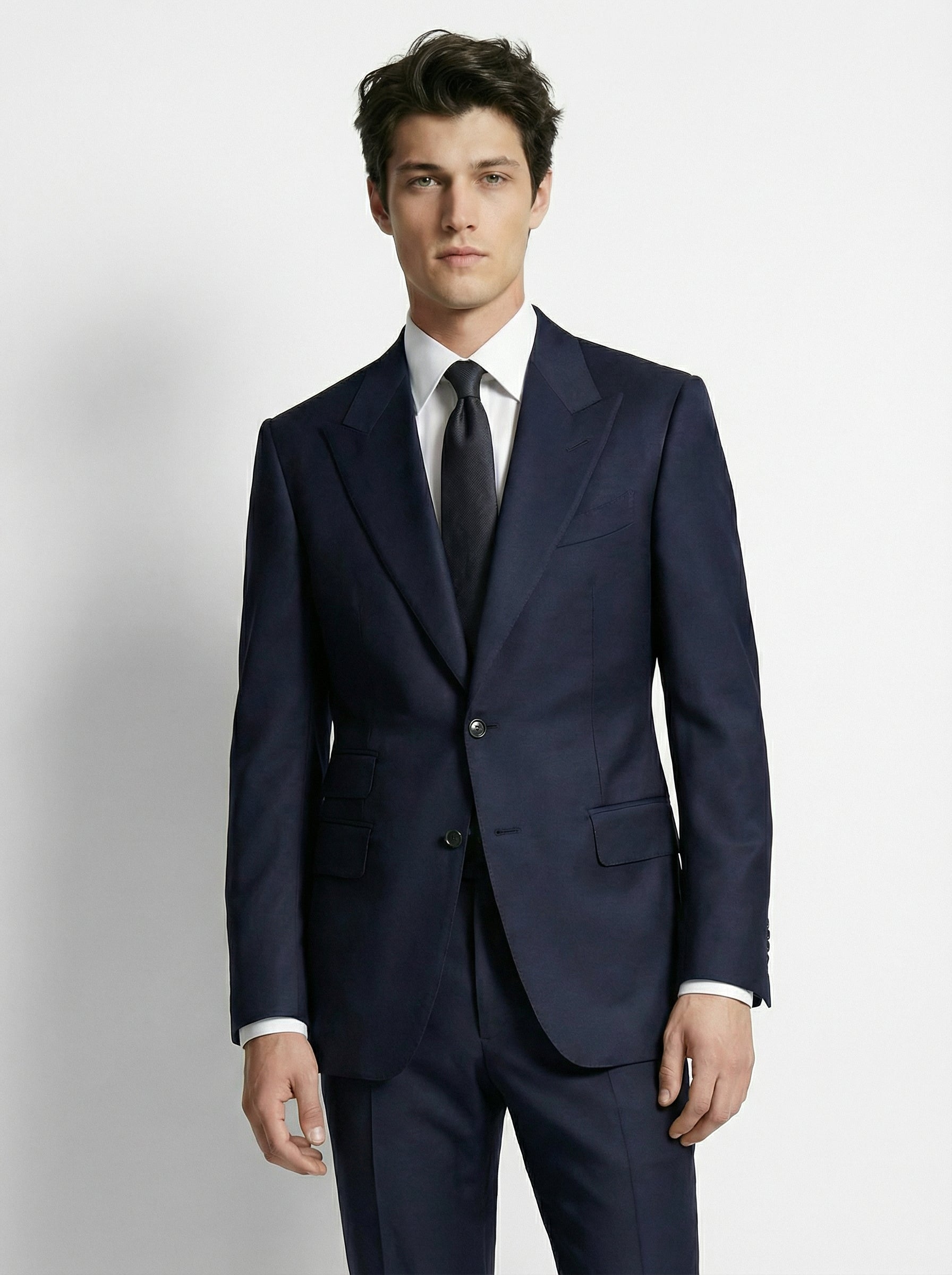 WP Midnight Blue Sovereign Cut Suit in Super 180s Italian Wool